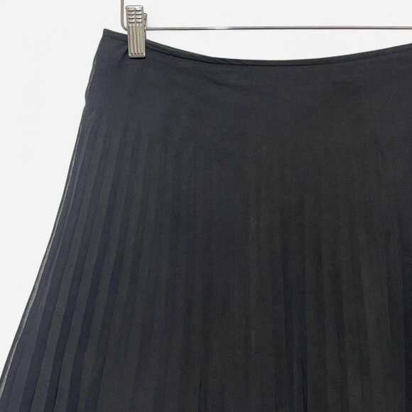 Express pleated black chiffon skirt Size 5 / 6 - Picture 3 of 5